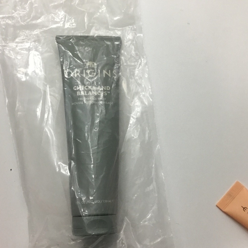 Origins Checks and Balances Face Wash in Gray Tube